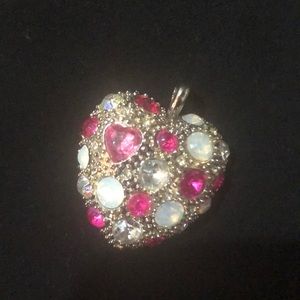 NWOT Heart Charm( discount price limited time)